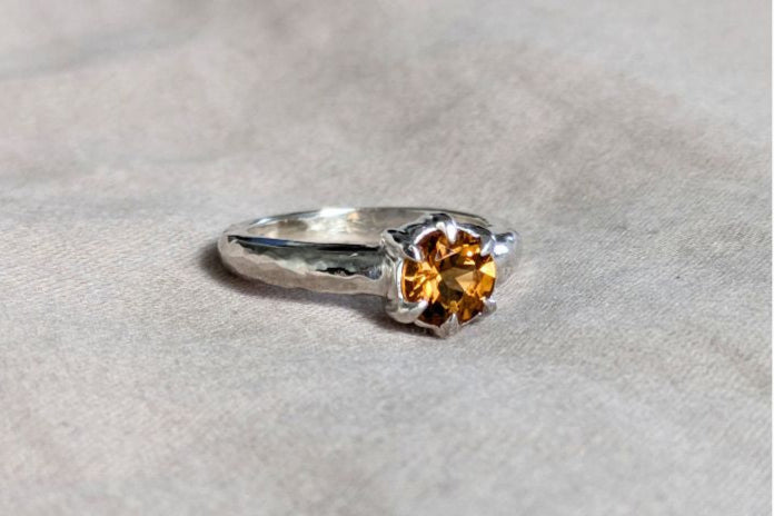 Silver ring with a yellow citrine gemstone 